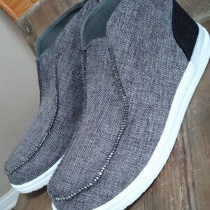 Trail River Women's Size 11  Comfy Slip -On Shoes NEW!